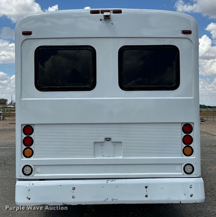 image for item IB9480 2000 Blue Bird blood donation bus