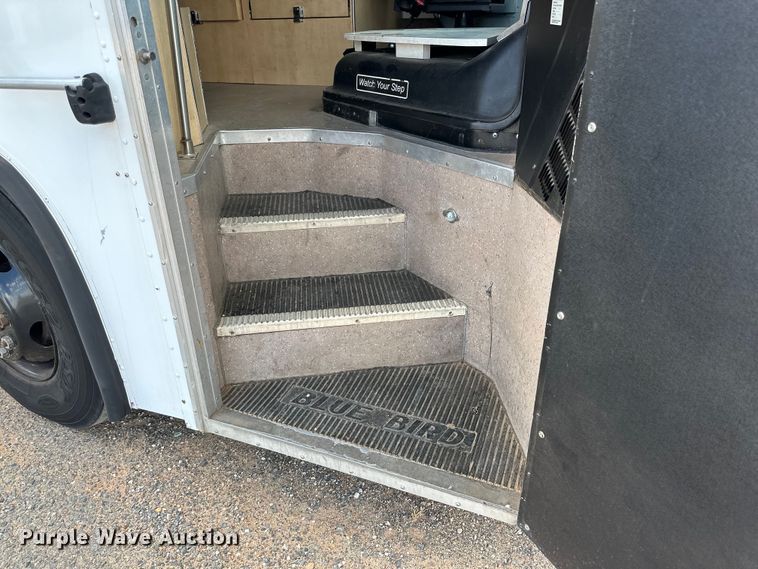 image for item IB9480 2000 Blue Bird blood donation bus