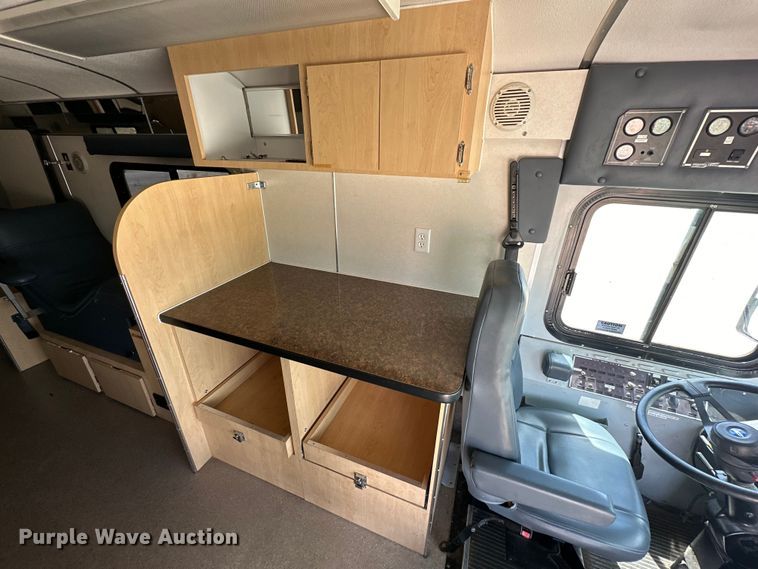 image for item IB9480 2000 Blue Bird blood donation bus