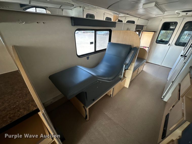 image for item IB9480 2000 Blue Bird blood donation bus