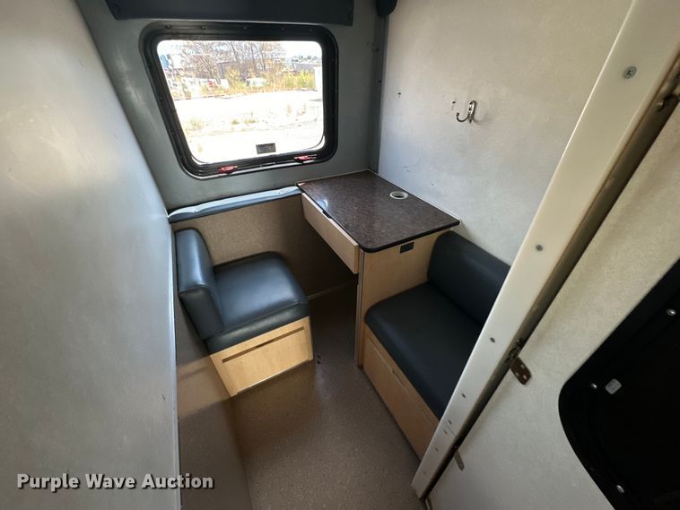 image for item IB9480 2000 Blue Bird blood donation bus