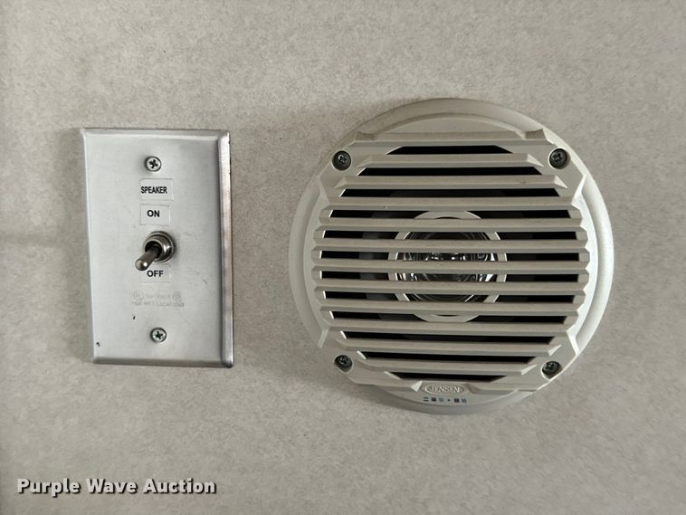 image for item IB9480 2000 Blue Bird blood donation bus