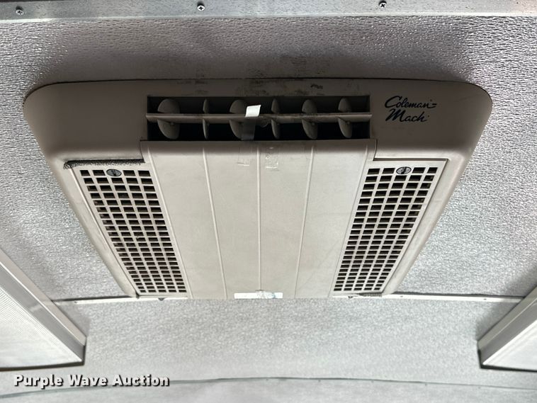 image for item IB9480 2000 Blue Bird blood donation bus