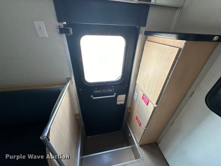 image for item IB9480 2000 Blue Bird blood donation bus