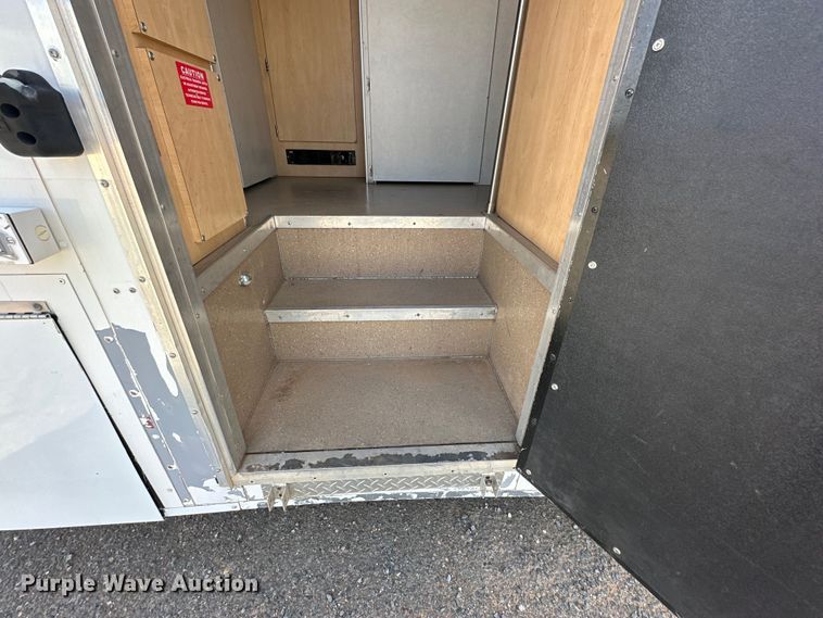 image for item IB9480 2000 Blue Bird blood donation bus