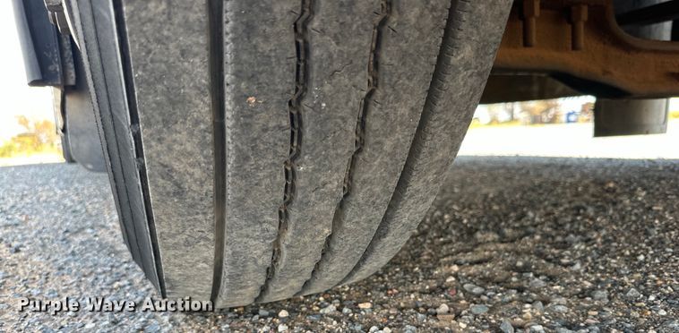 image for item IB9480 2000 Blue Bird blood donation bus