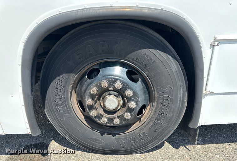 image for item IB9480 2000 Blue Bird blood donation bus