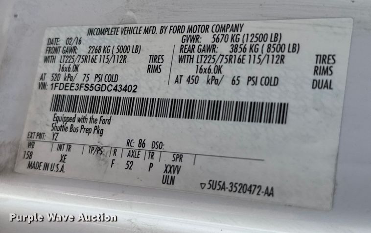 image for item IE9037 2016 Ford Econoline E350 shuttle bus