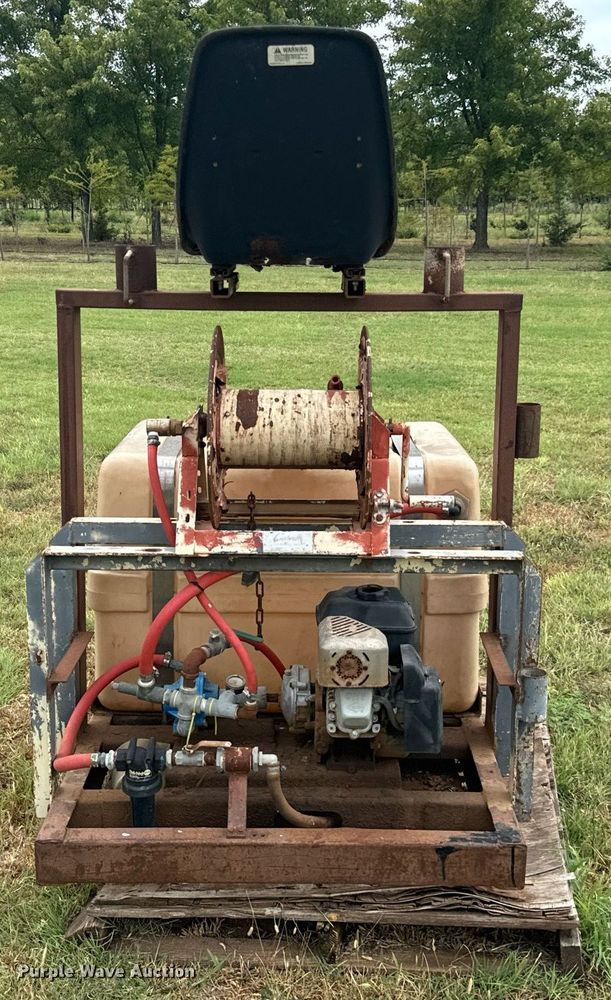 image for item IE9046 Turf sprayer