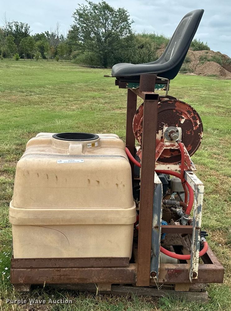 image for item IE9046 Turf sprayer