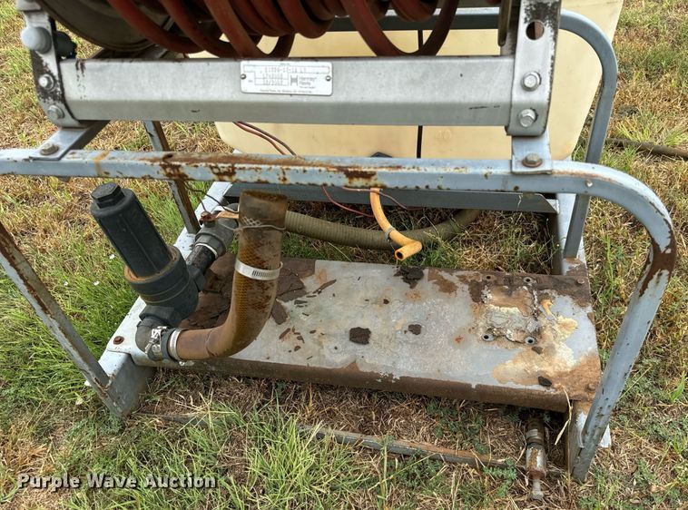 image for item IE9047 Turf sprayer