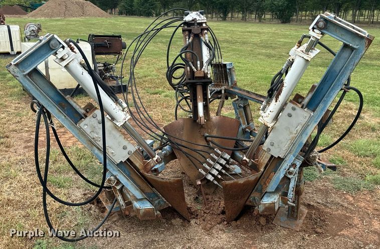 image for item IE9049 Skid steer tree spade