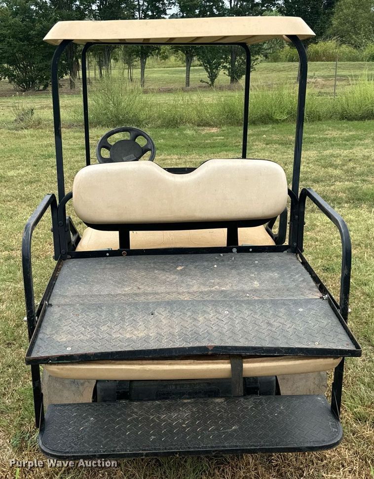 image for item IE9051 2016 EZ-GO TXT golf cart