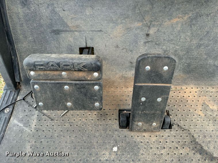 image for item IE9051 2016 EZ-GO TXT golf cart