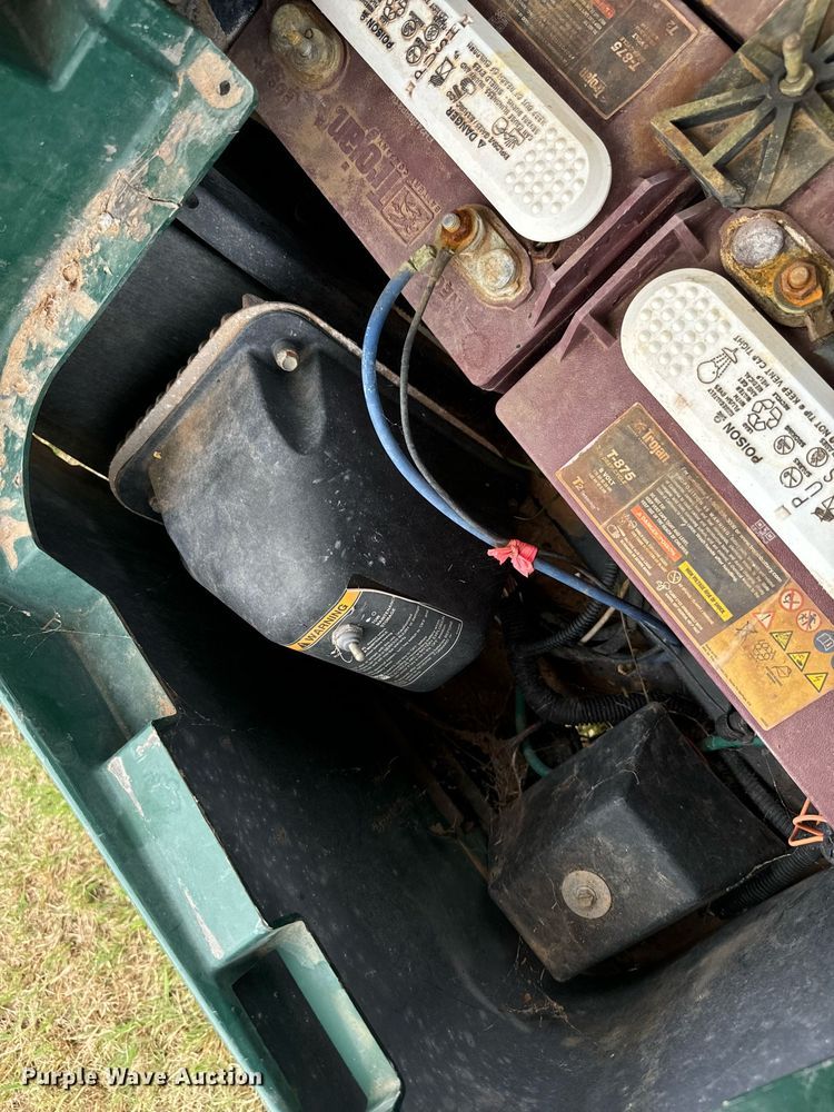 image for item IE9051 2016 EZ-GO TXT golf cart