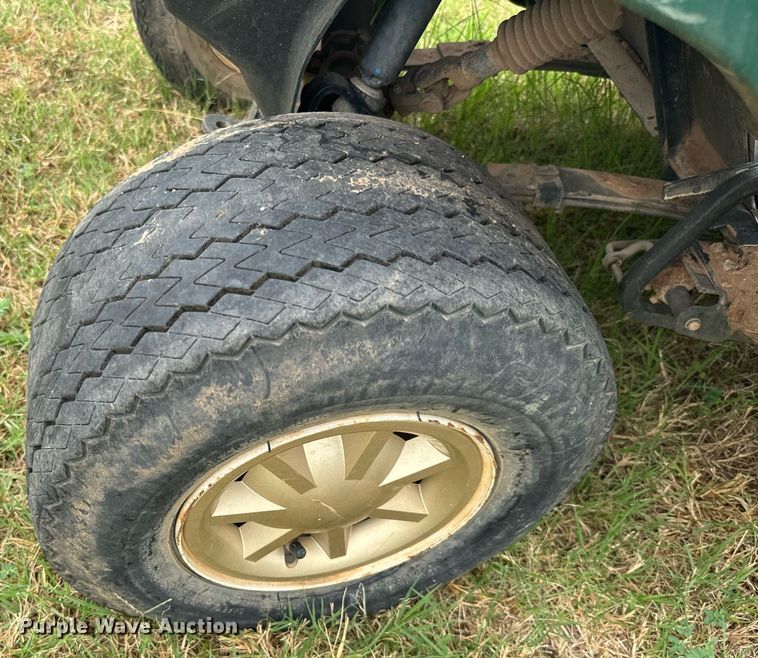 image for item IE9051 2016 EZ-GO TXT golf cart