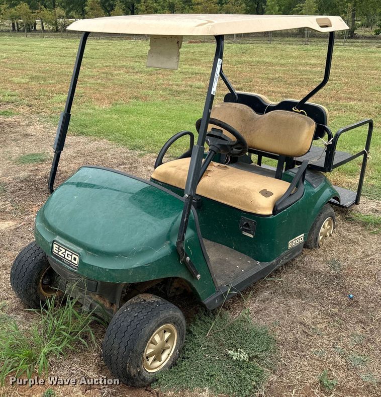 image for item IE9052 2017 EZ-GO TXT golf cart