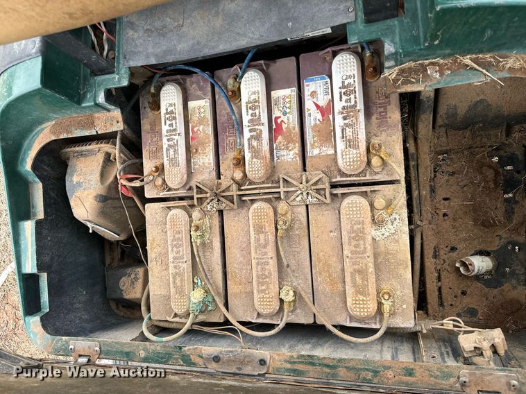 image for item IE9052 2017 EZ-GO TXT golf cart