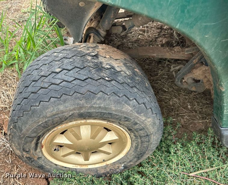 image for item IE9052 2017 EZ-GO TXT golf cart