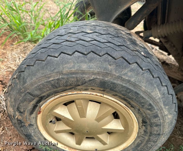 image for item IE9052 2017 EZ-GO TXT golf cart