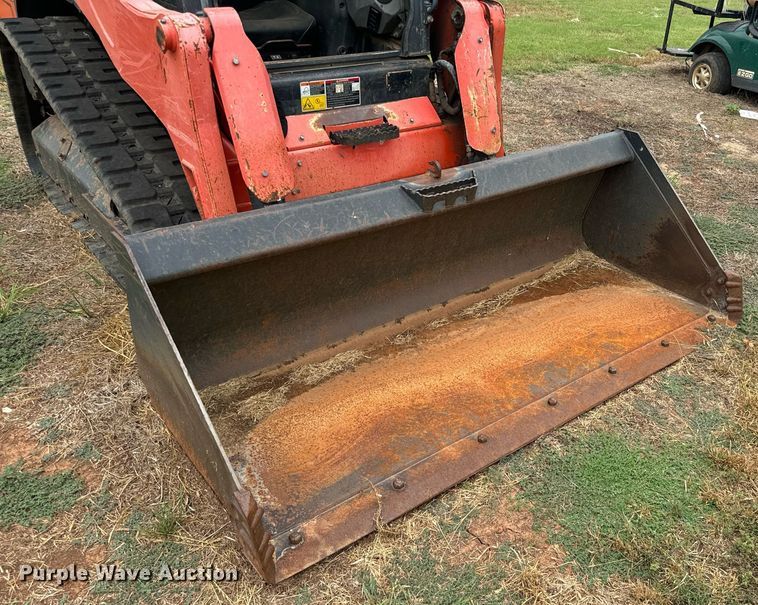 image for item IE9053 2017 Kubota SVL75-2 tracked skid steer loader