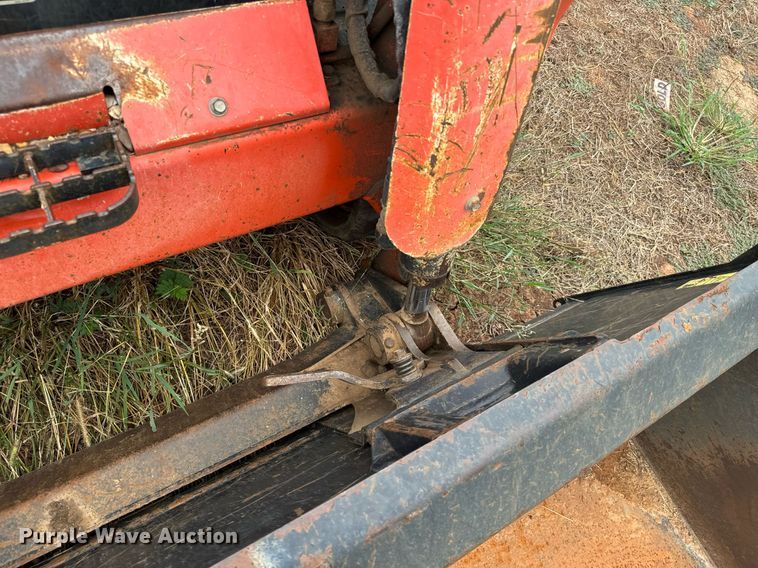 image for item IE9053 2017 Kubota SVL75-2 tracked skid steer loader