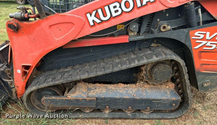image for item IE9053 2017 Kubota SVL75-2 tracked skid steer loader