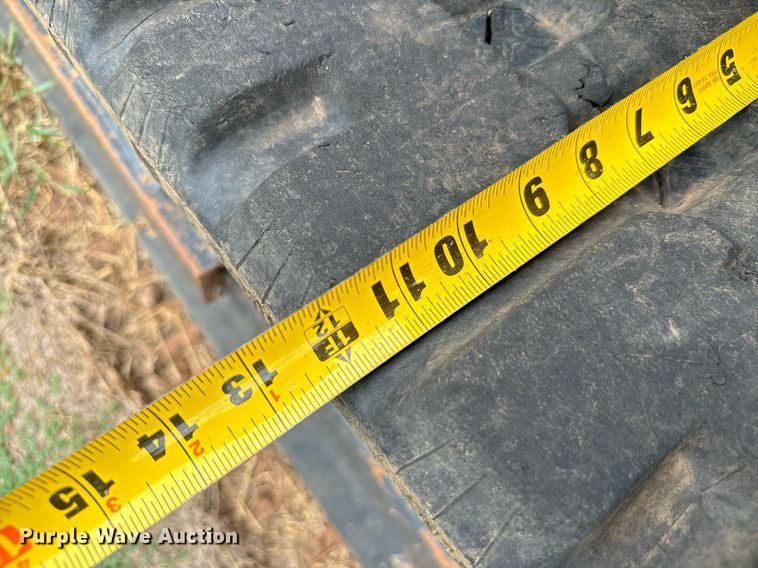 image for item IE9053 2017 Kubota SVL75-2 tracked skid steer loader