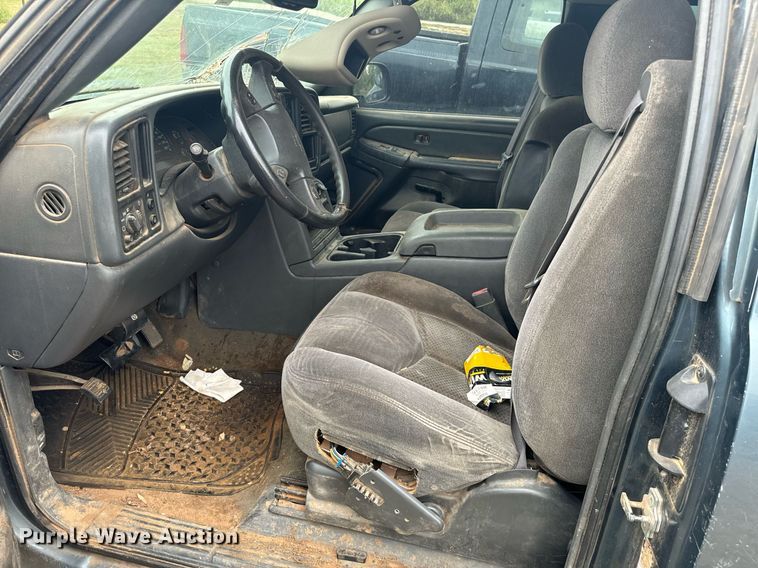 image for item IE9056 2006 Chevrolet  Silverado 1500 Ext. Cab pickup truck