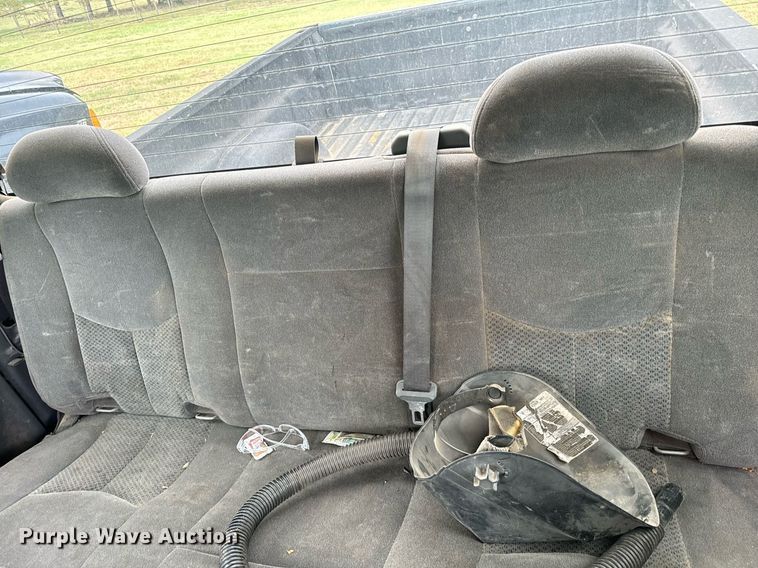 image for item IE9056 2006 Chevrolet  Silverado 1500 Ext. Cab pickup truck