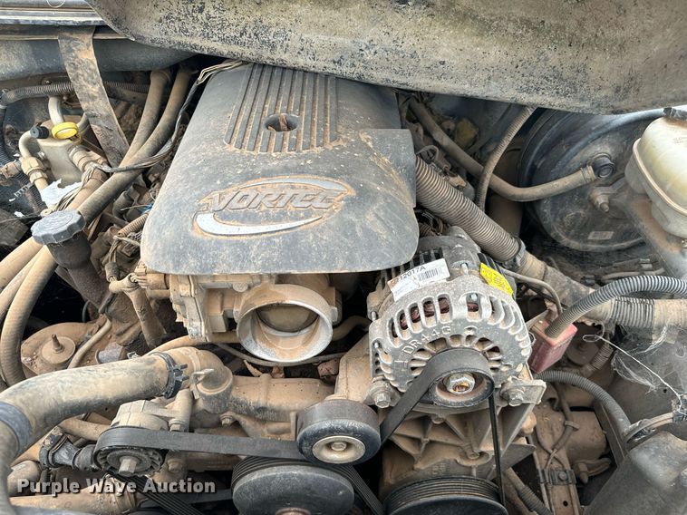 image for item IE9056 2006 Chevrolet  Silverado 1500 Ext. Cab pickup truck