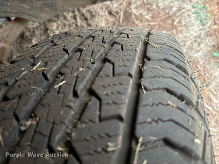 image for item IE9056 2006 Chevrolet  Silverado 1500 Ext. Cab pickup truck