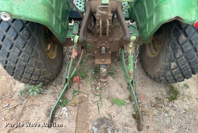 image for item IE9060 John Deere 850 MFWD tractor