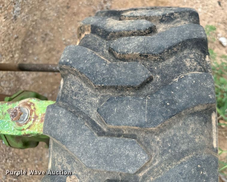 image for item IE9060 John Deere 850 MFWD tractor