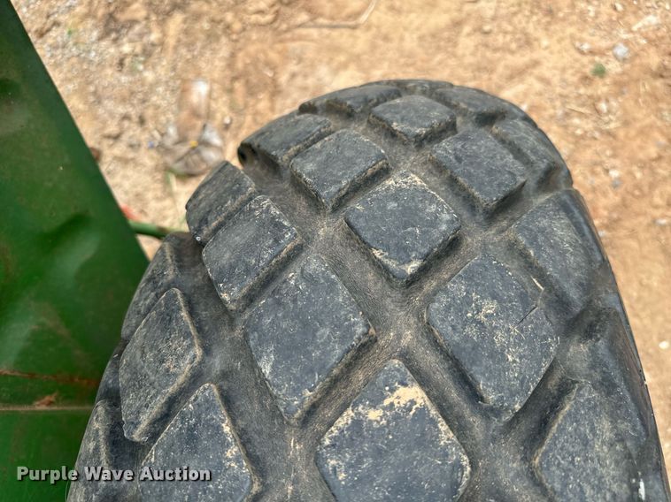 image for item IE9060 John Deere 850 MFWD tractor