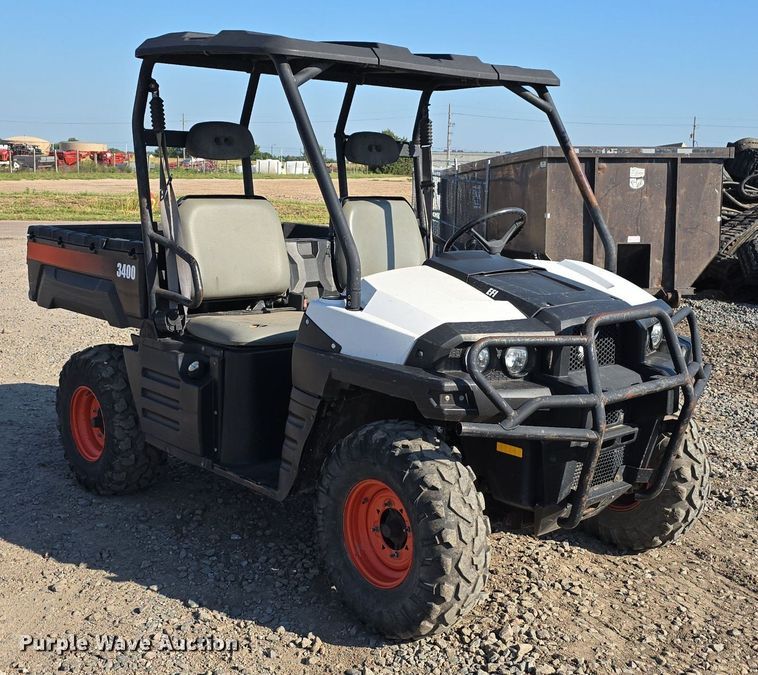 image for item IO9994 2013 Bobcat 3400 utility vehicle