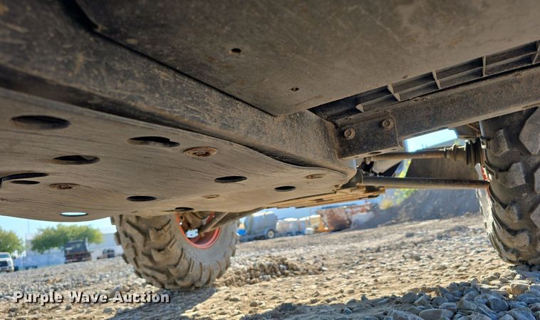 image for item IO9994 2013 Bobcat 3400 utility vehicle