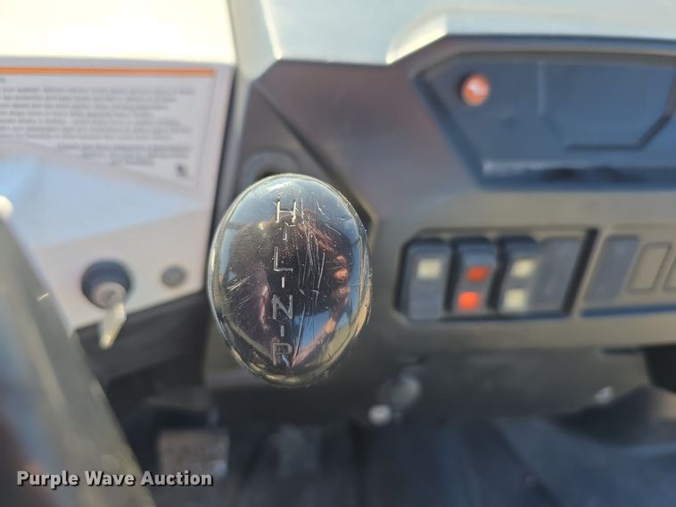 image for item IO9994 2013 Bobcat 3400 utility vehicle