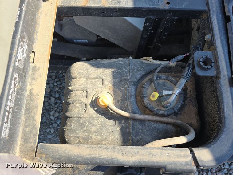 image for item IO9994 2013 Bobcat 3400 utility vehicle