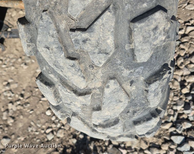 image for item IO9994 2013 Bobcat 3400 utility vehicle