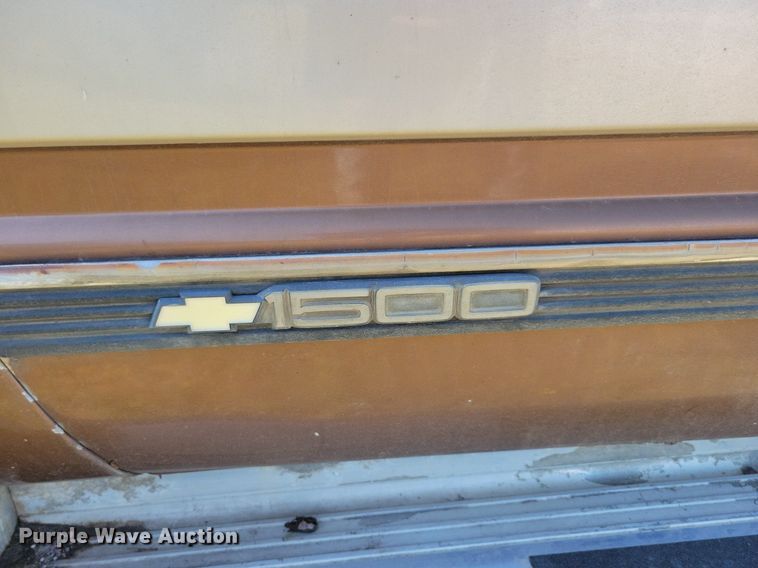 image for item JO9501 1989 Chevrolet  C1500 pickup truck