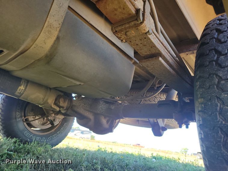 image for item JO9501 1989 Chevrolet  C1500 pickup truck