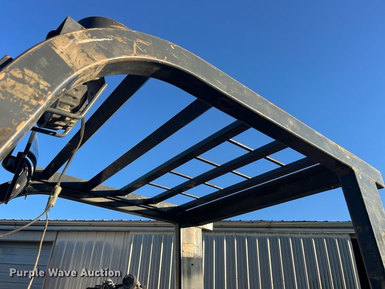 image for item LC9046 2000 Toyota 7FGCU25 forklift