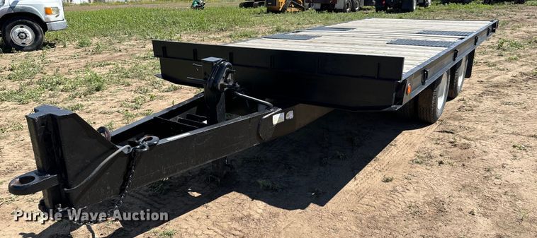 image for item LG9023 1979 Miller 0T610 tilt deck equipment trailer