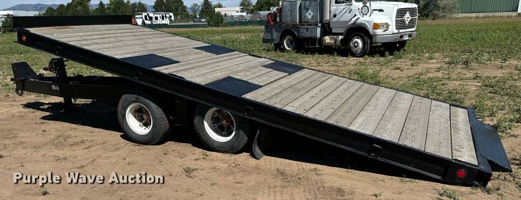 image for item LG9023 1979 Miller 0T610 tilt deck equipment trailer