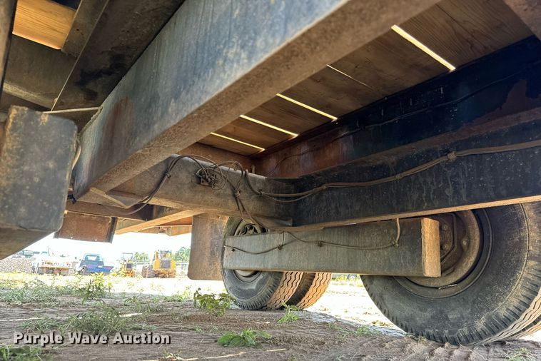 image for item LG9023 1979 Miller 0T610 tilt deck equipment trailer