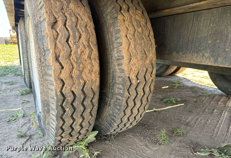 image for item LG9023 1979 Miller 0T610 tilt deck equipment trailer