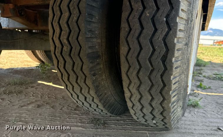 image for item LG9023 1979 Miller 0T610 tilt deck equipment trailer