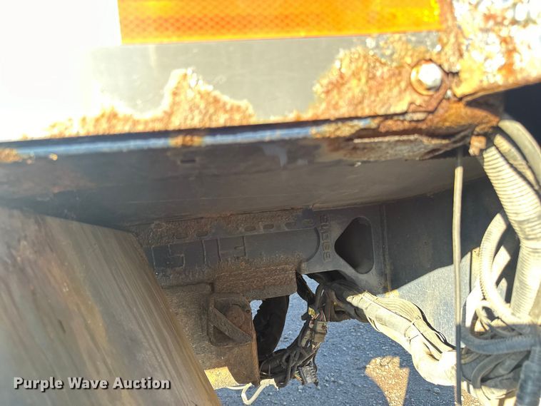 image for item LR9470 2010 International  DuraStar 4400 refuse truck