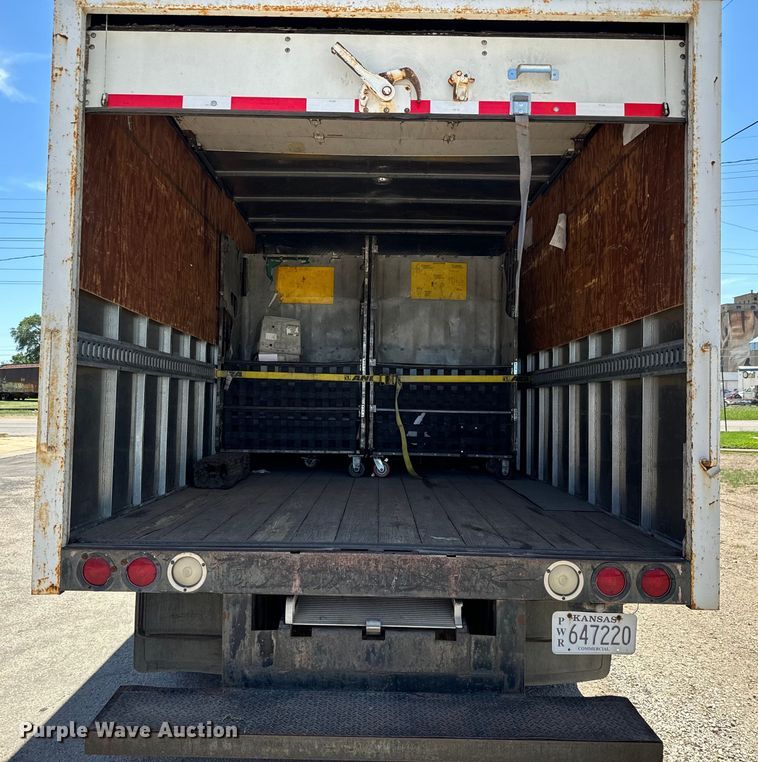 image for item MU9848 1998 Chevrolet  Express G3500 box truck